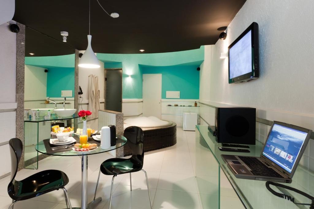ז'אבואטו דוס גוארראפס Forum Motel (Adults Only) חדר תמונה